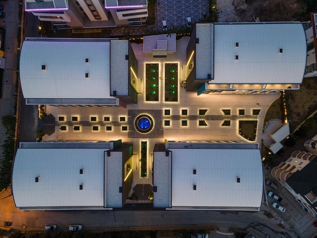 Suitable to Get Turkish Citizenship - New commercial Center in Oba / Alanya