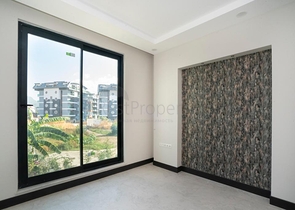 Suitable to Get Turkish Citizenship - New commercial Center in Oba / Alanya