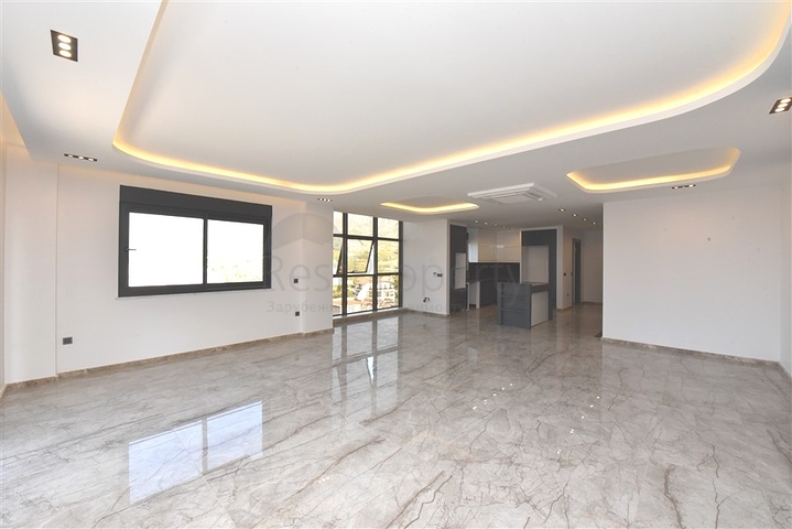 New investment project with mountain view in Kargicak district