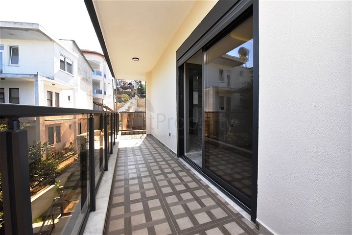 New investment project with mountain view in Kargicak district