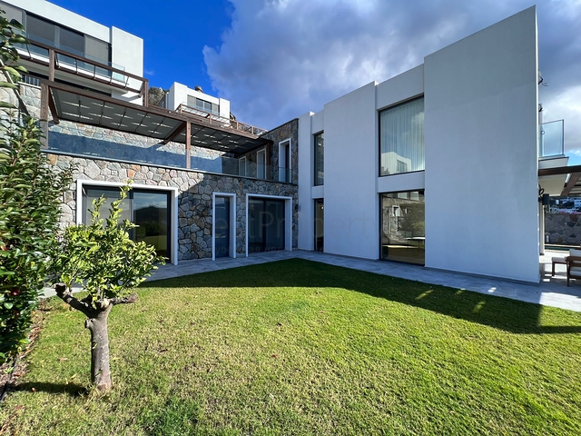 Luxury villa in the center of Yalikavak