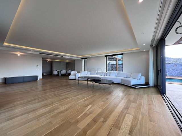 Luxury villa in the center of Yalikavak