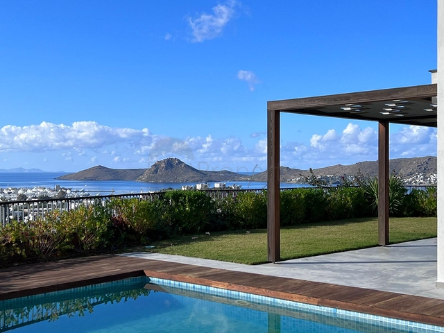 Luxury villa in the center of Yalikavak