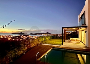 Luxury villa in the center of Yalikavak