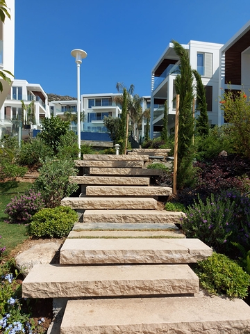 4+1 penthouse in a complex on the first coastline in the beautiful bay of Kucukbuk, Bodrum