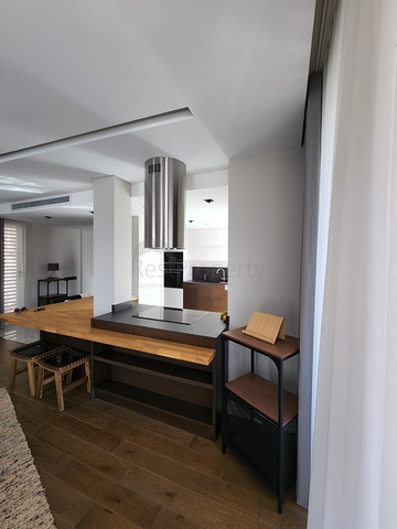 4+1 penthouse in a complex on the first coastline in the beautiful bay of Kucukbuk, Bodrum