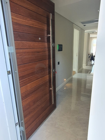 4+1 penthouse in a complex on the first coastline in the beautiful bay of Kucukbuk, Bodrum