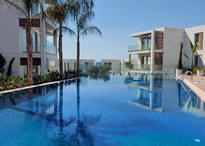 4+1 penthouse in a complex on the first coastline in the beautiful bay of Kucukbuk, Bodrum