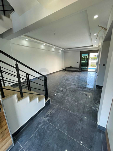 4 + 1 villas with private pool in Kadriye Belek