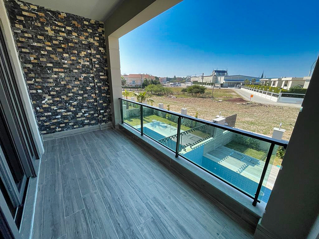 4 + 1 villas with private pool in Kadriye Belek