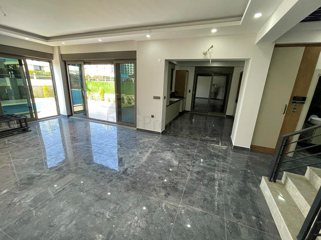 4 + 1 villas with private pool in Kadriye Belek