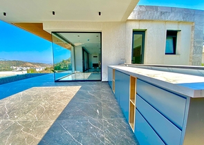 Comfortable and spacious villas with panoramic views!