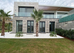 Comfortable and spacious villas with panoramic views!