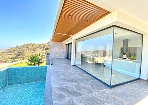 Comfortable and spacious villas with panoramic views!