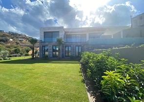 Comfortable and spacious villas with panoramic views!