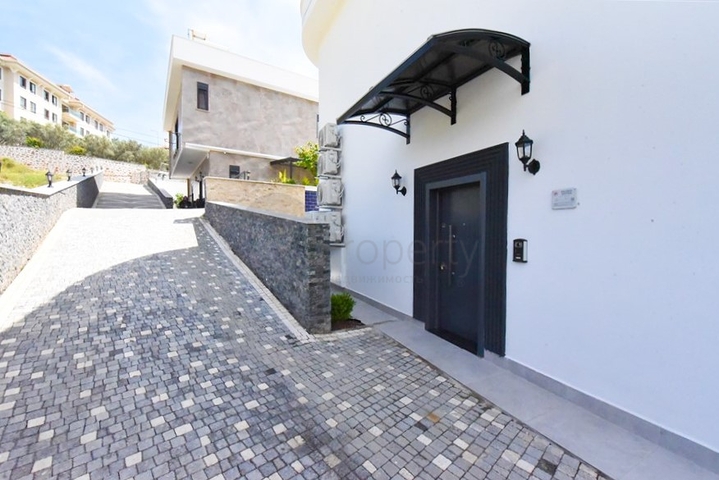 Sea View -Beautifully Designed -3 bedroom Private Villa -In Kargicak / Alanya  