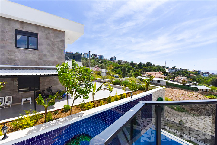 Sea View -Beautifully Designed -3 bedroom Private Villa -In Kargicak / Alanya  