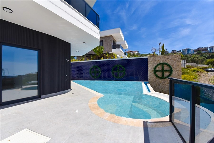 Sea View -Beautifully Designed -3 bedroom Private Villa -In Kargicak / Alanya  