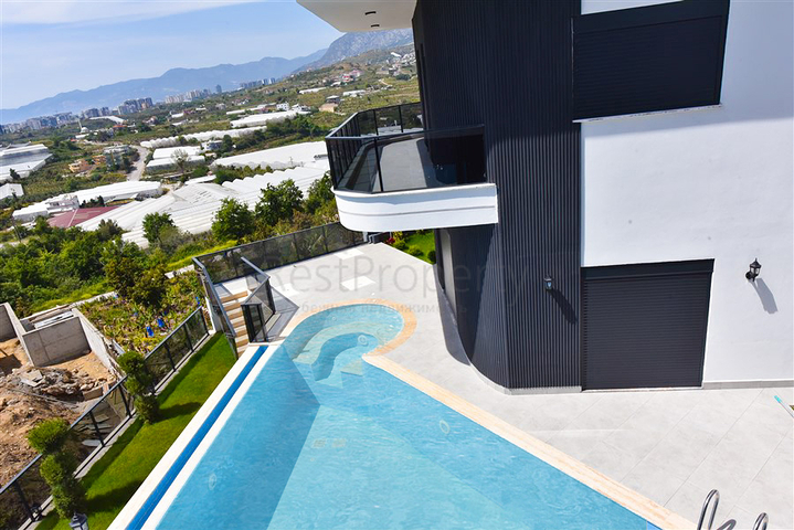 Sea View -Beautifully Designed -3 bedroom Private Villa -In Kargicak / Alanya  