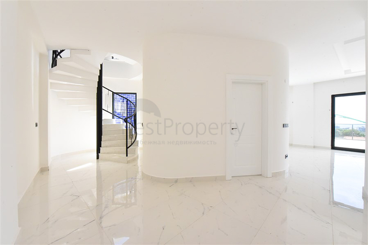 Sea View -Beautifully Designed -3 bedroom Private Villa -In Kargicak / Alanya  