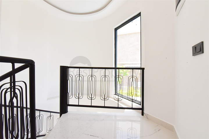 Sea View -Beautifully Designed -3 bedroom Private Villa -In Kargicak / Alanya  