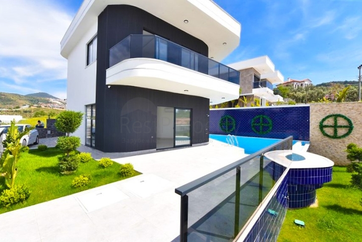 Sea View -Beautifully Designed -3 bedroom Private Villa -In Kargicak / Alanya  