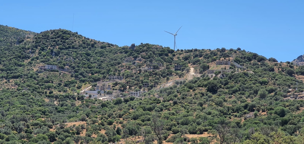 Sale of villas on the elite Yalikavak hill opens