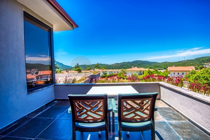 3 + 1 furnished villa with private pool in Ovajik Fethiye