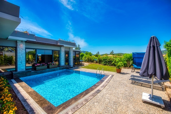 3 + 1 furnished villa with private pool in Ovajik Fethiye