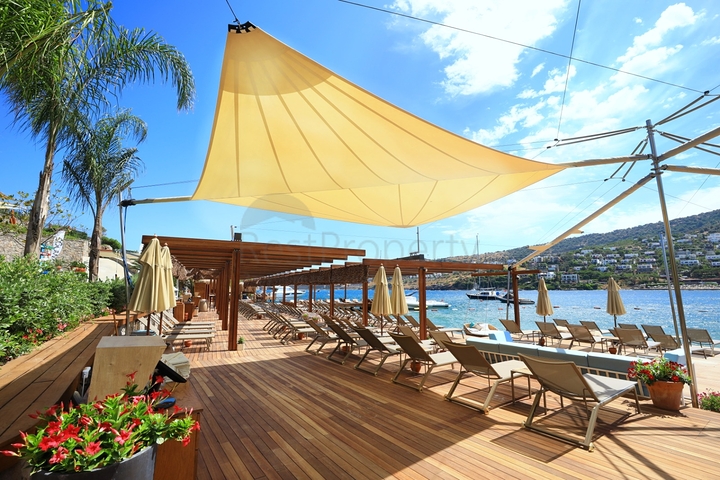 Paradise villas in Bodrum with hotel services.