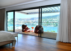 Paradise villas in Bodrum with hotel services.
