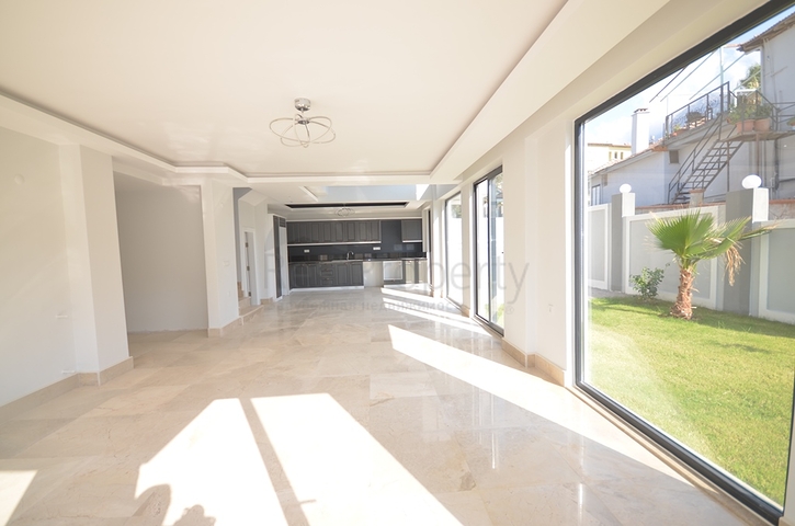 Villa with 5 bedrooms in Hisaronu Fethiye