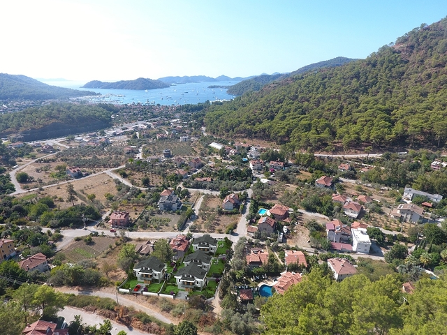 Detached villas 4 + 1 in Gecek Fethiye