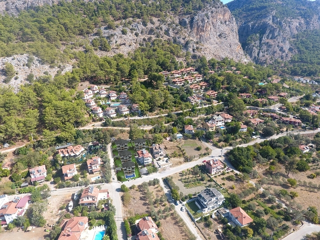 Detached villas 4 + 1 in Gecek Fethiye