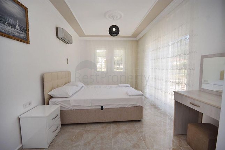 Spacious 6 + 1 villa with private pool in Fethiye