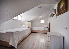 Spacious 6 + 1 villa with private pool in Fethiye