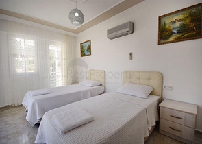 Spacious 6 + 1 villa with private pool in Fethiye