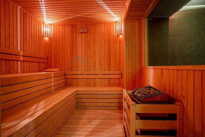 One-bedroom furnished apartment in the Cleopatra beach area