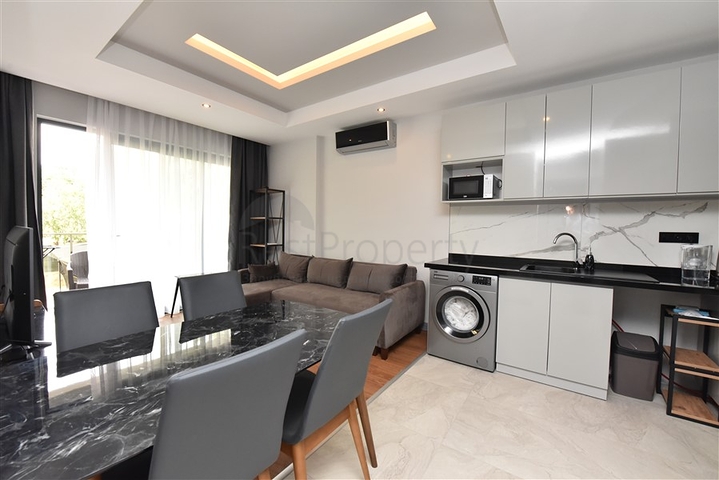 One-bedroom furnished apartment in the Cleopatra beach area