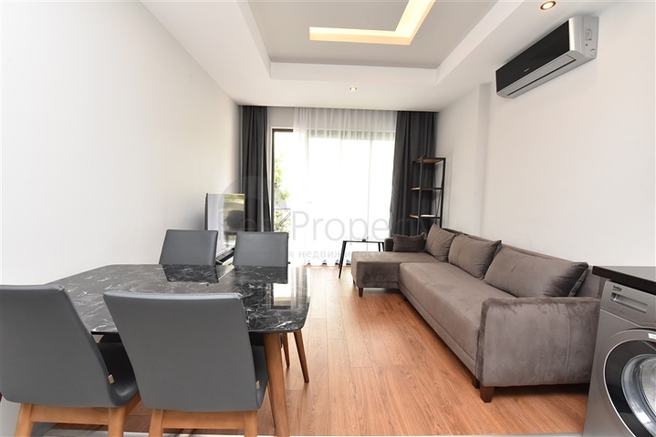 One-bedroom furnished apartment in the Cleopatra beach area