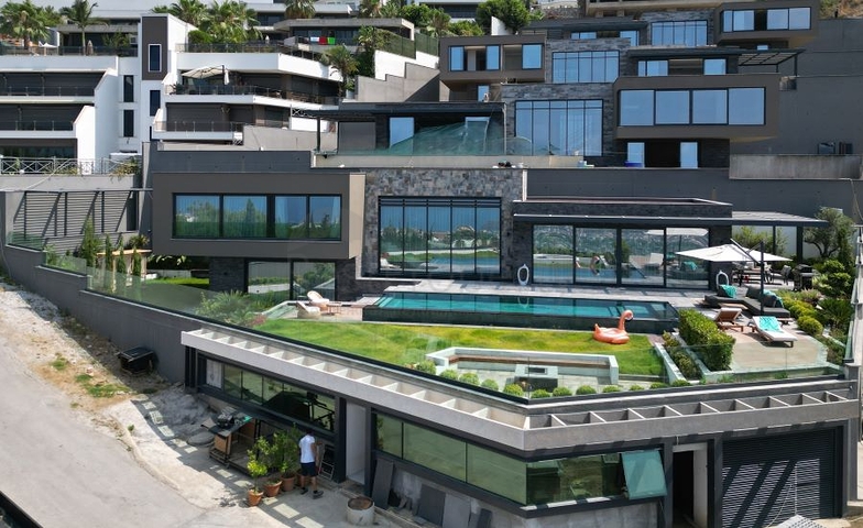 Luxury Life Style -Sea And Castle view -Modern Villas -in Alanya 