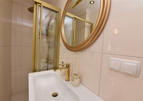 Two-bedroom two-bedroom apartment for rent