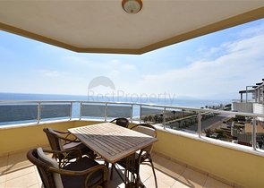 Two-bedroom two-bedroom apartment for rent