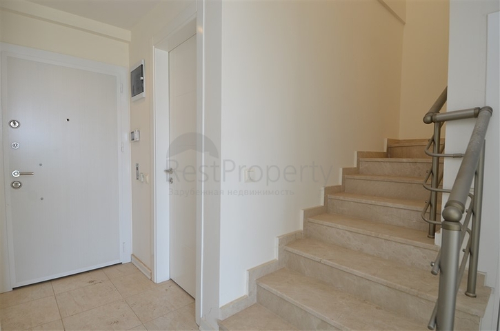 well Managed complex -3 bedroom Duplex -in Oba / Alanya 