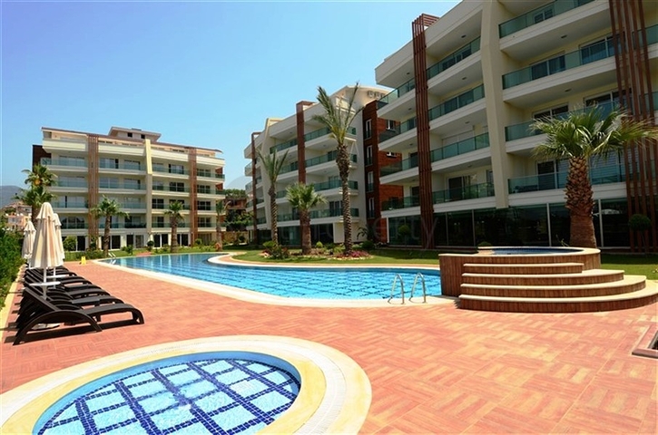 well Managed complex -3 bedroom Duplex -in Oba / Alanya 