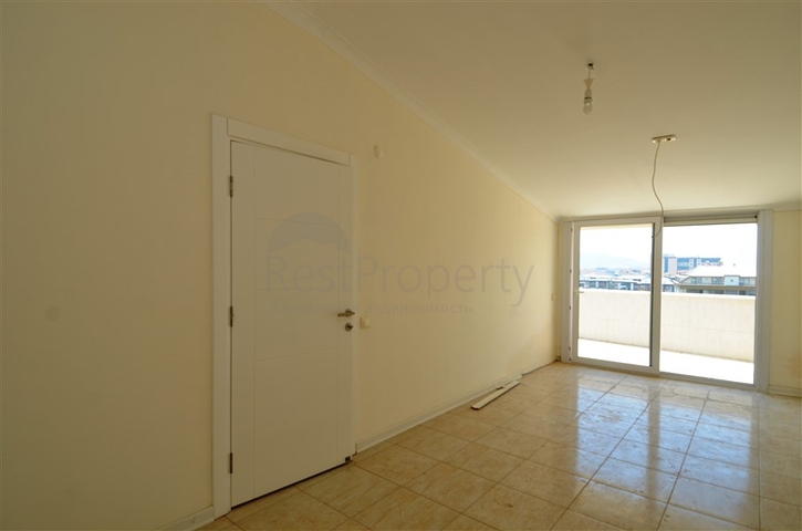 well Managed complex -3 bedroom Duplex -in Oba / Alanya 