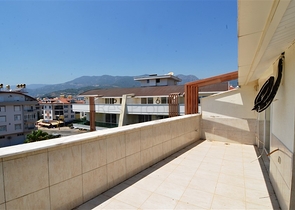 well Managed complex -3 bedroom Duplex -in Oba / Alanya 