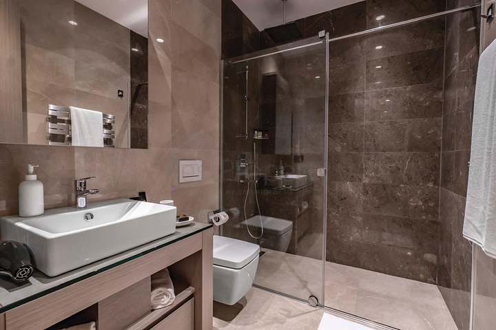 An elite complex with a hotel concept on the first coastline in Yalikavak district