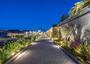 An elite complex with a hotel concept on the first coastline in Yalikavak district