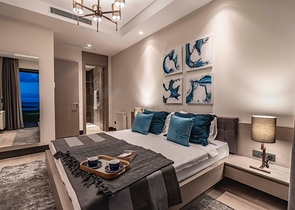 An elite complex with a hotel concept on the first coastline in Yalikavak district